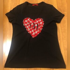 Carolina Herreras t-shirt size S